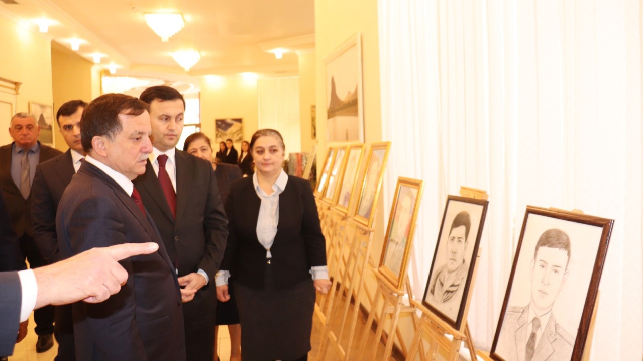 Qazaxın icra başçısı hesabat yığıncağı keçirdi - FOTOLAR